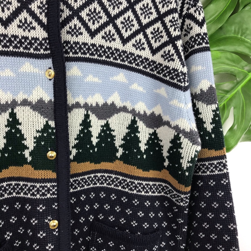 CROFT & BARROW BUTTON DOWN WINTER SWEATER - Picture 3 of 5